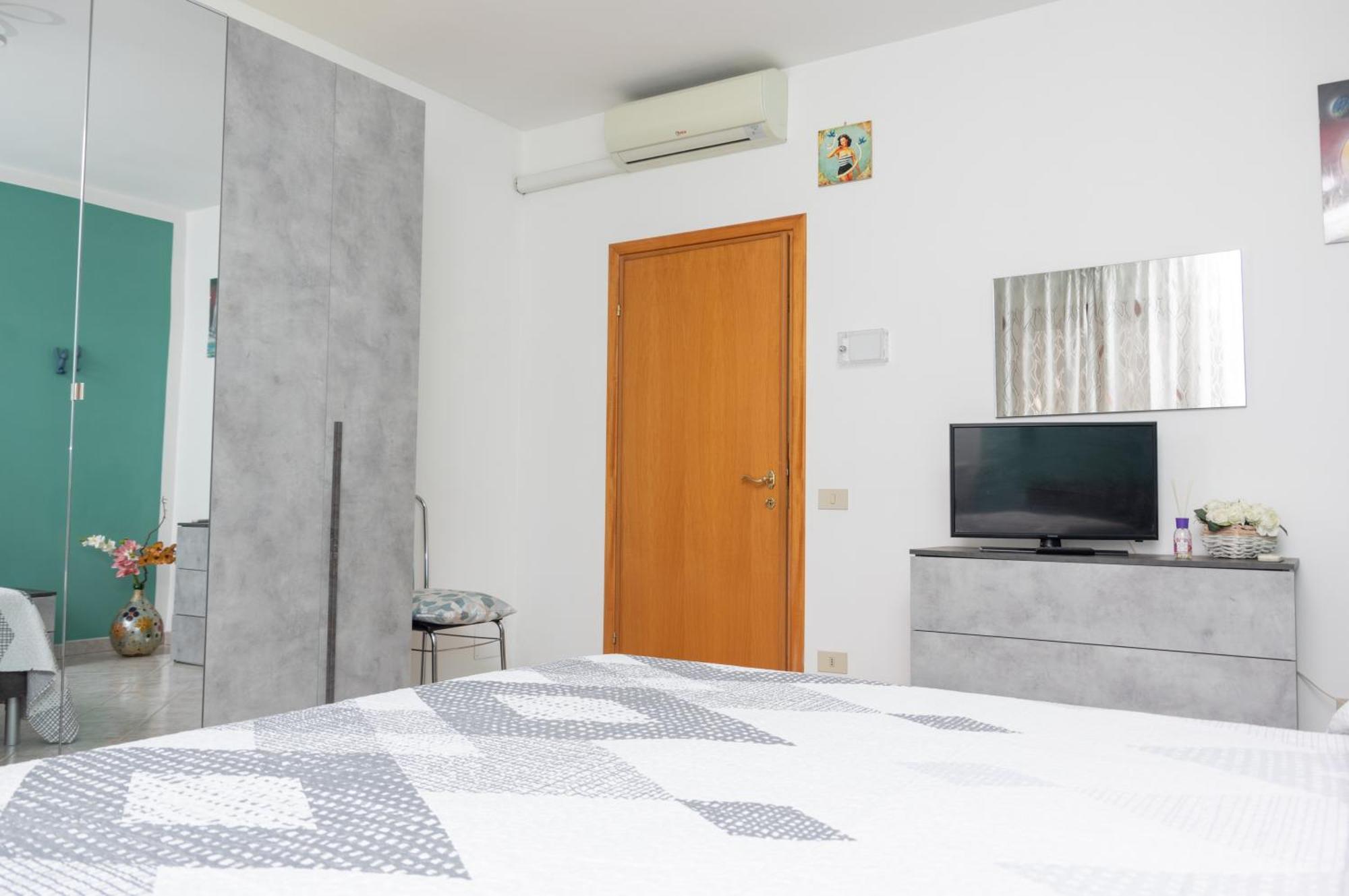 Appartamento Casa Miranda Cecina  Esterno foto